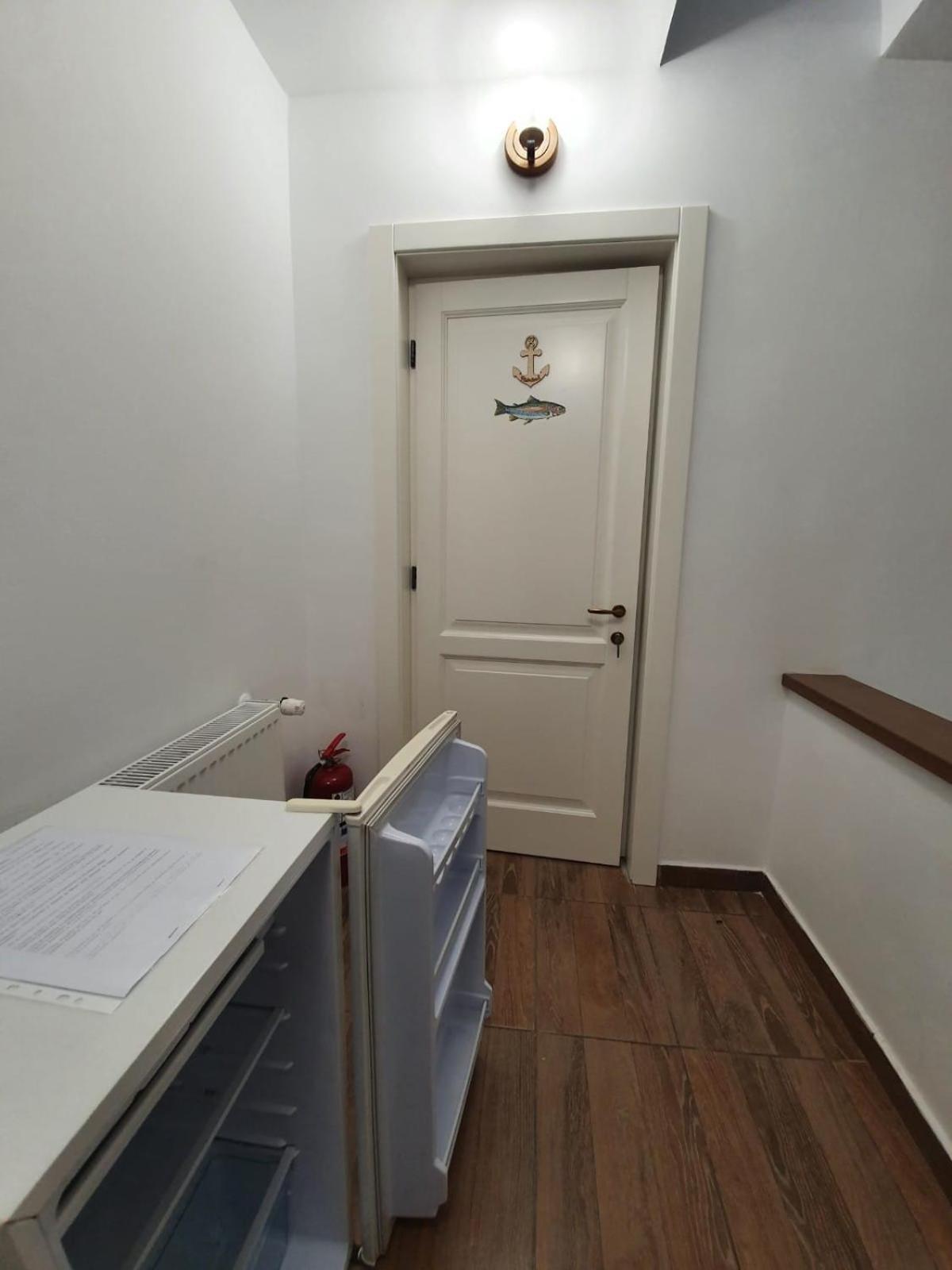 Călimăneşti Pensiunea Iasmina Si Pescarul מראה חיצוני תמונה